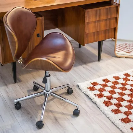 140qm 3br - Central, Cozy And Stylish