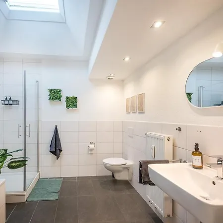 Apartment 140qm 3br - Central, Cozy And Stylish