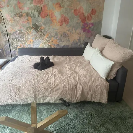 Apartman 140qm 3br - Central, Cozy And Stylish