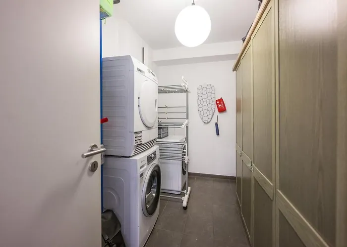 Apartman 140qm 3br - Central, Cozy And Stylish